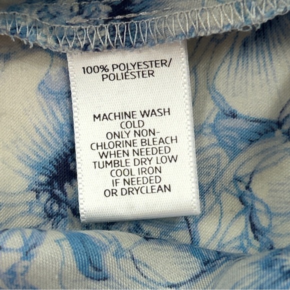 0310 LOFT XXS Blue Floral Long Sleeve Pintuck Blouse Cottagecore Soft Feminine - Picture 5 of 6